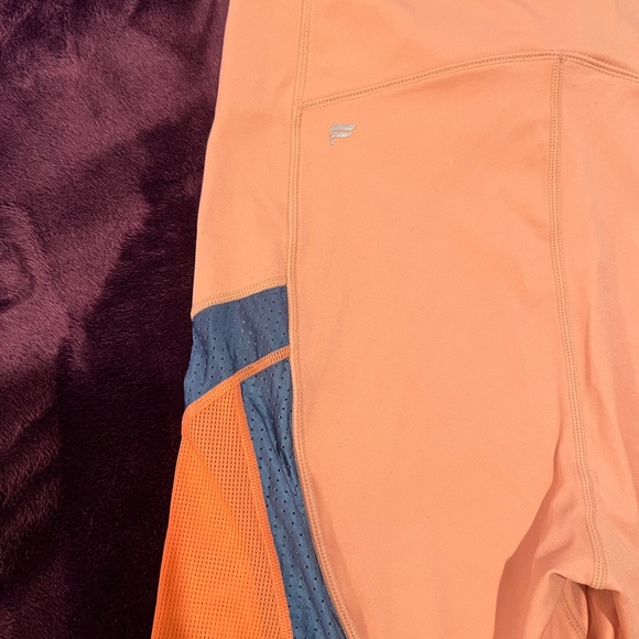 Fabletics motion 365 Women’s shorts size XL. - Picture 5 of 6